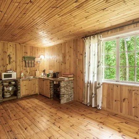 Marta-lovise Puhkemaja Aliine Holiday home *